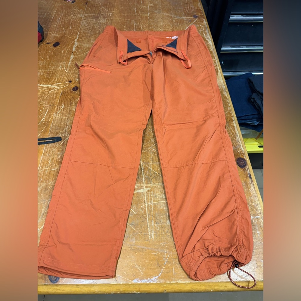 REI women Hiking 12P